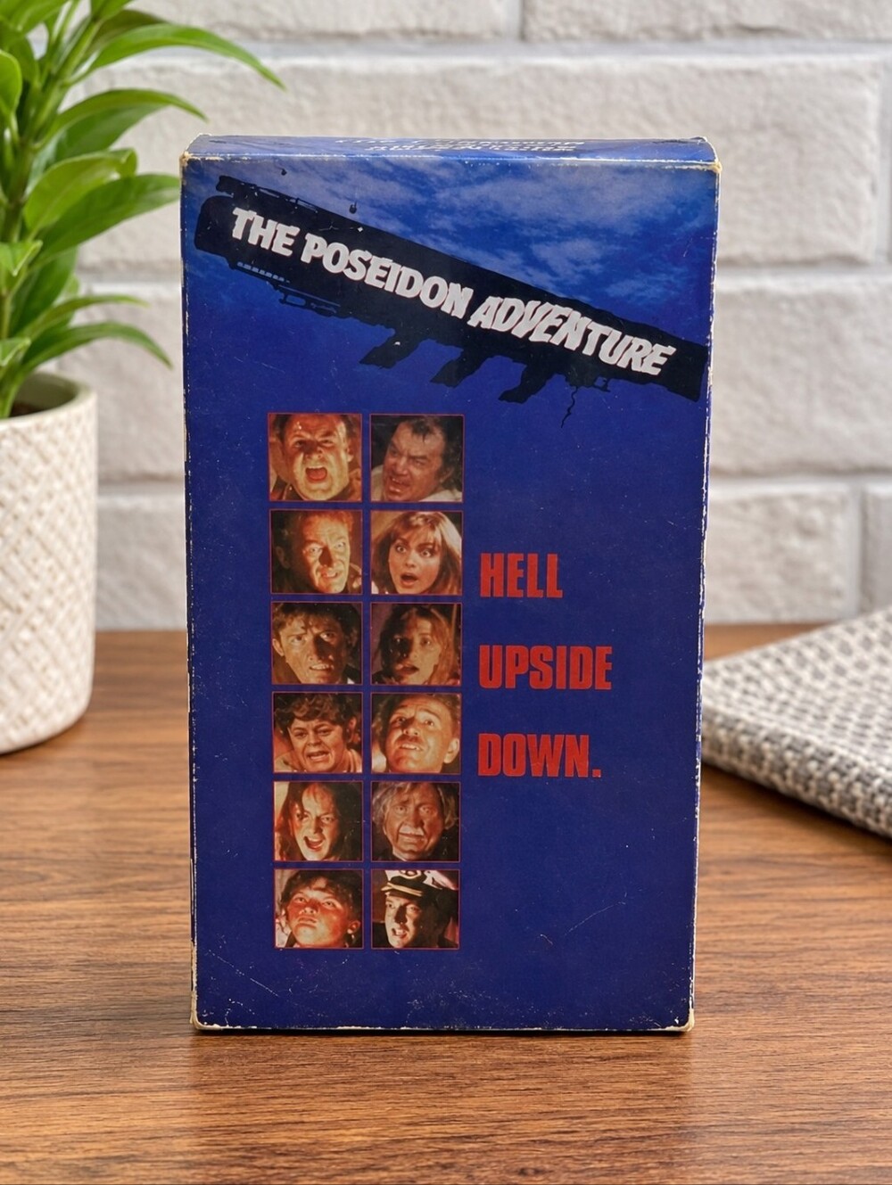 The Poseidon Adventure 1972 VHS video tape